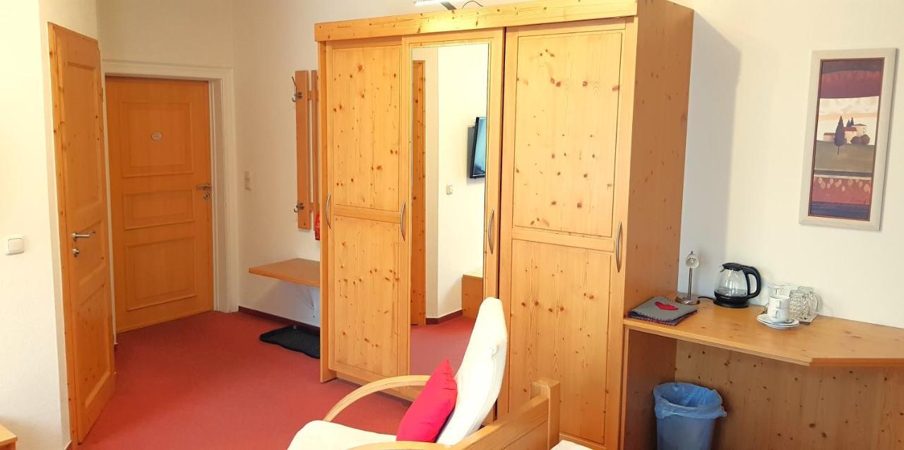 Villa Helvetia Bad Elster Extérieur photo